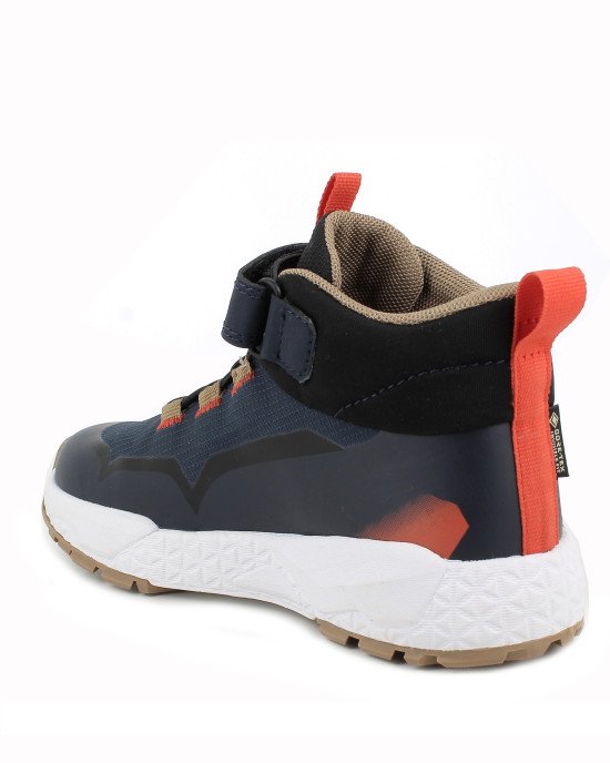 Кроссовки высокие демисезонные с мембранами gore-tex 