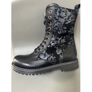 Ботинки высокие утепленные со шнуровкой и замком 