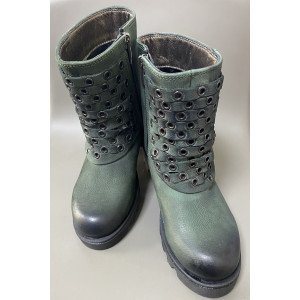 Полусапожки из натуральной кожи с легким утеплением 