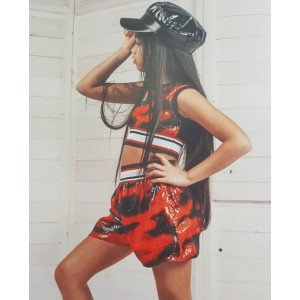 Топ Glam черного цвета в красно - черных пайетках 