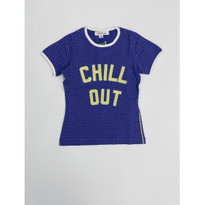 Футболка фиолетового цвета с надписью chill out 