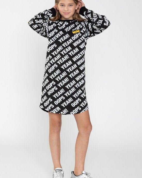 Платье утепленное прямого силуэта