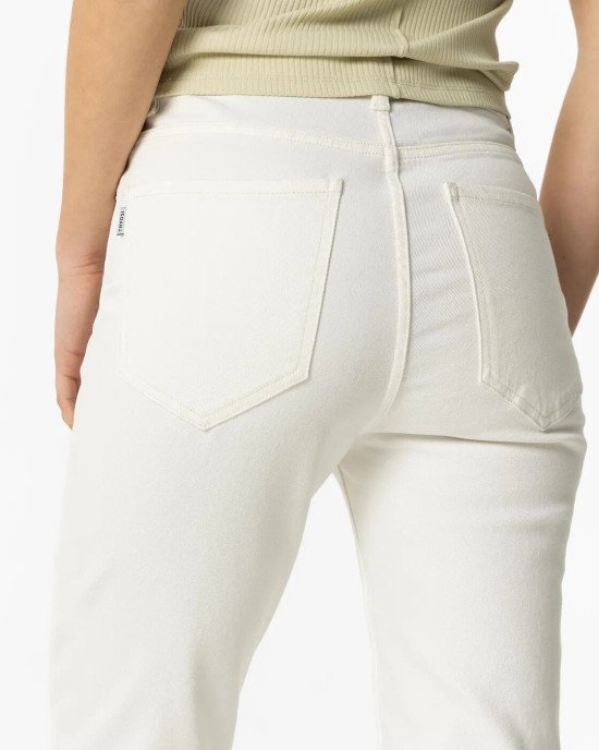 Джинсы high waist молочного цвета 