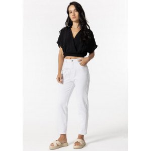 Джинсы MOM белого цвета с высокой посадкой high waist 