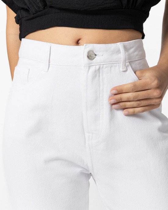 Джинсы MOM белого цвета с высокой посадкой high waist 