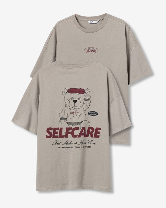 Футболка oversize бежевого цвета с принтом на спине