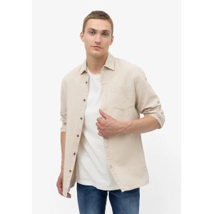 Рубашка regular fit песочного цвета 