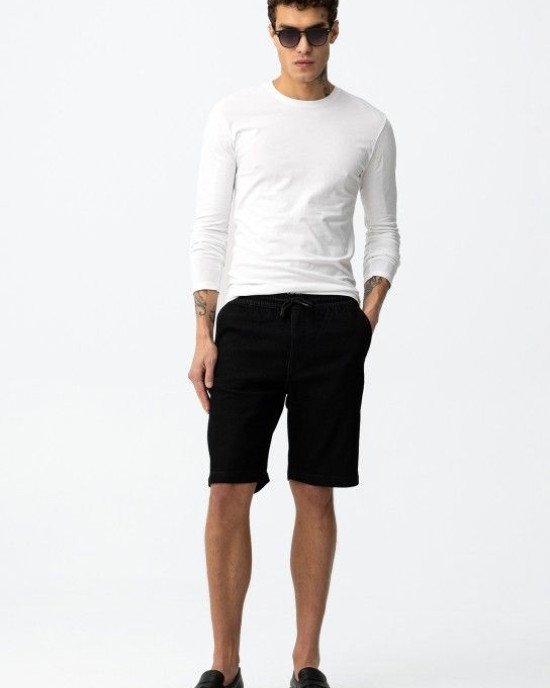 Шорты трикотажные slim fit черного цвета 