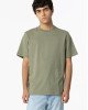 Футболка oversize оливкового цвета в текстовый принт 