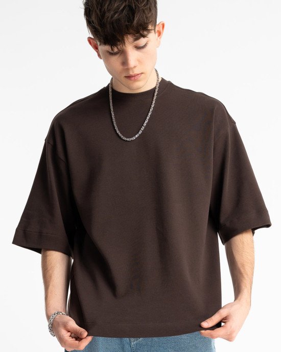 Футболка свободного кроя oversize коричневого цвета